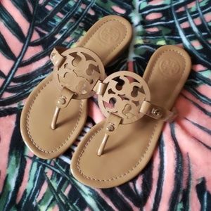 TORY BURCH Tan Patent Miller Sandal Sz 5 1/2